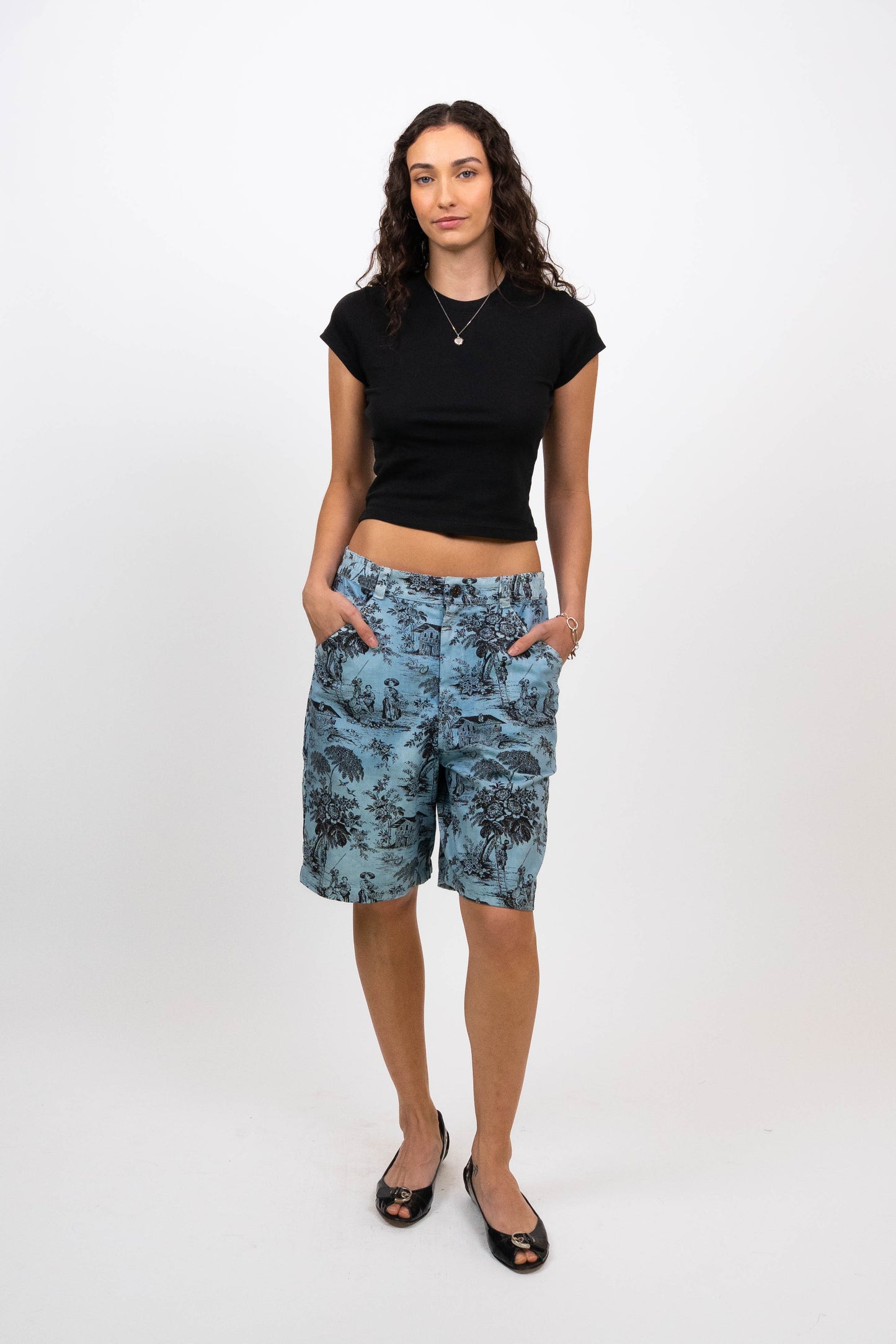 House Utility Short (Size M)